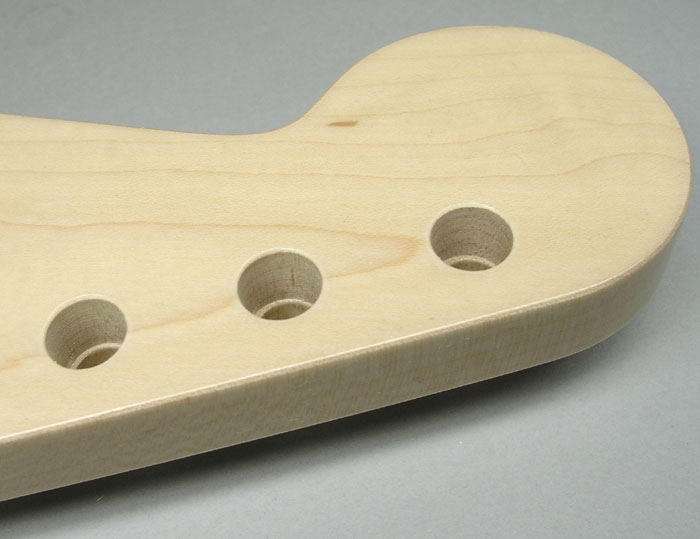 Drilling up the peghead holes to 10mm Mástiles para Guitarra Cuerpos, Mástiles Partes